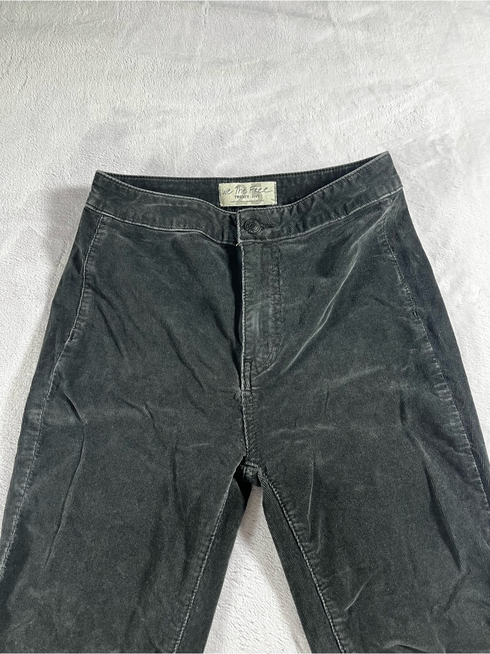 We The Free Women’s Raw Hem Corduroy Bell Bottoms Size 25 Light Black/Dark Gray - Picture 3 of 16